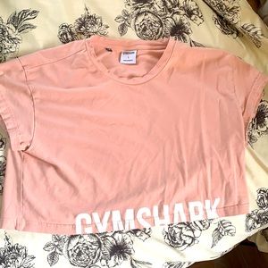 Gym shark cropped shirt size L